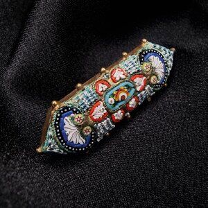 Vintage 1930s Italian Micromosaic Brooch Handcrafted With Intricate Floral Desig